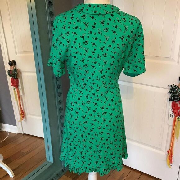 ASOS Chic Green Floral Wrap Dress for Women - Picture 2 of 8